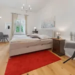 Apartment Boardinghouse Am Herforder Tor Für 8 Personen Auf 185 M2