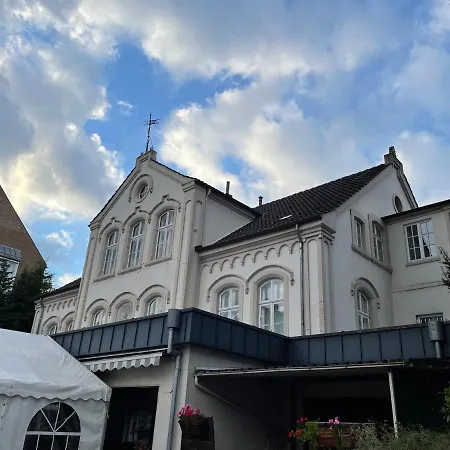 Boardinghouse Am Herforder Tor Fuer 8 Personen Auf 185 M2 Apartamento Bad Salzuflen