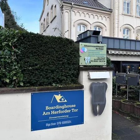 Boardinghouse Am Herforder Tor Fuer 8 Personen Auf 185 M2 바트잘츠우프렌