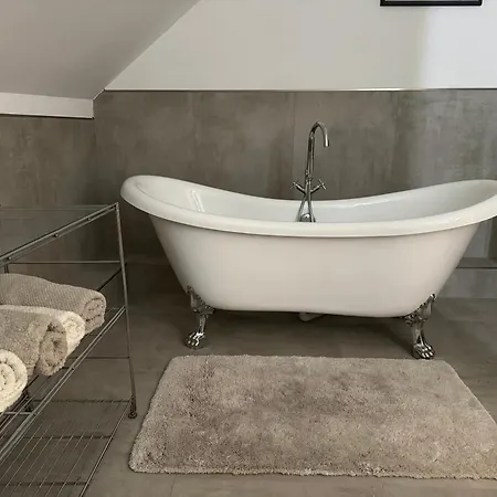 Boardinghouse Am Herforder Tor Fuer 8 Personen Auf 185 M2 *