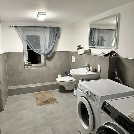 Boardinghouse Am Herforder Tor Fuer 8 Personen Auf 185 M2 Apartament *