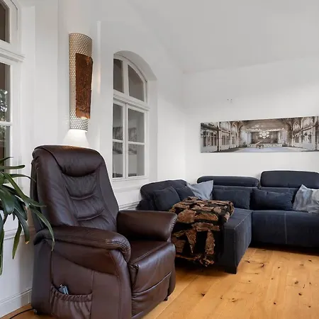 Boardinghouse Am Herforder Tor Fuer 8 Personen Auf 185 M2 Apartamento *