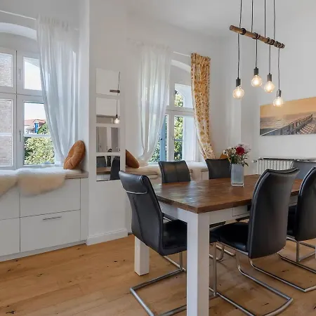 Boardinghouse Am Herforder Tor Fuer 8 Personen Auf 185 M2 Apartamento *